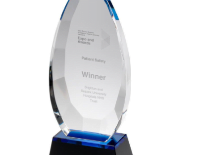 Authentic Acrylic Plaque Awards in Nigeria