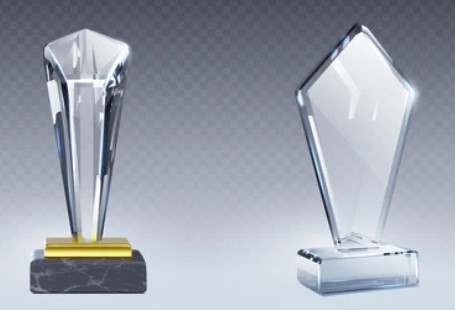 Glass vs. Acrylic Awards