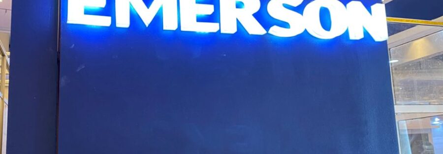 3D Signage with Light