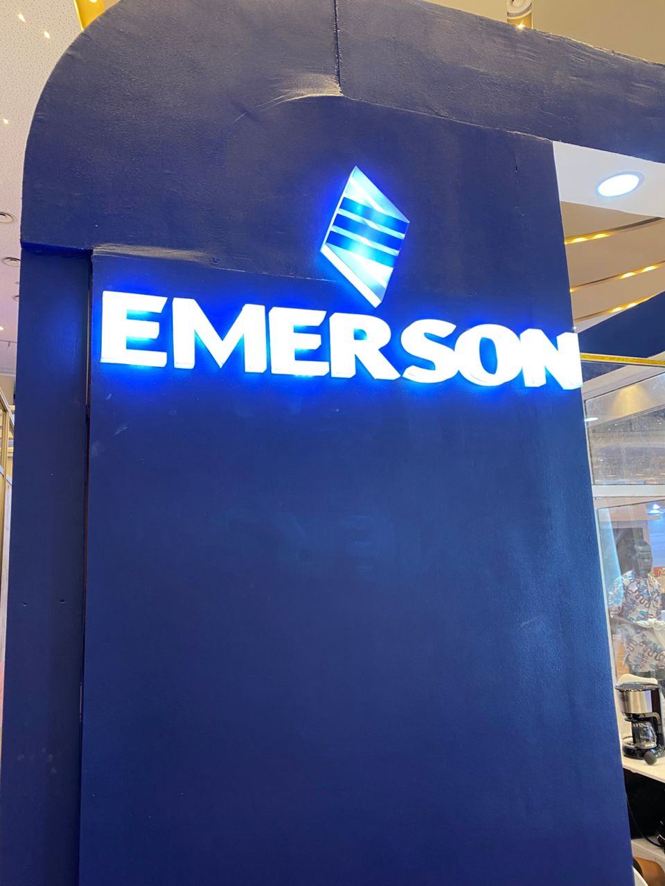 3D Signage with Light