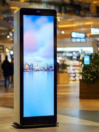 Smart digital signage